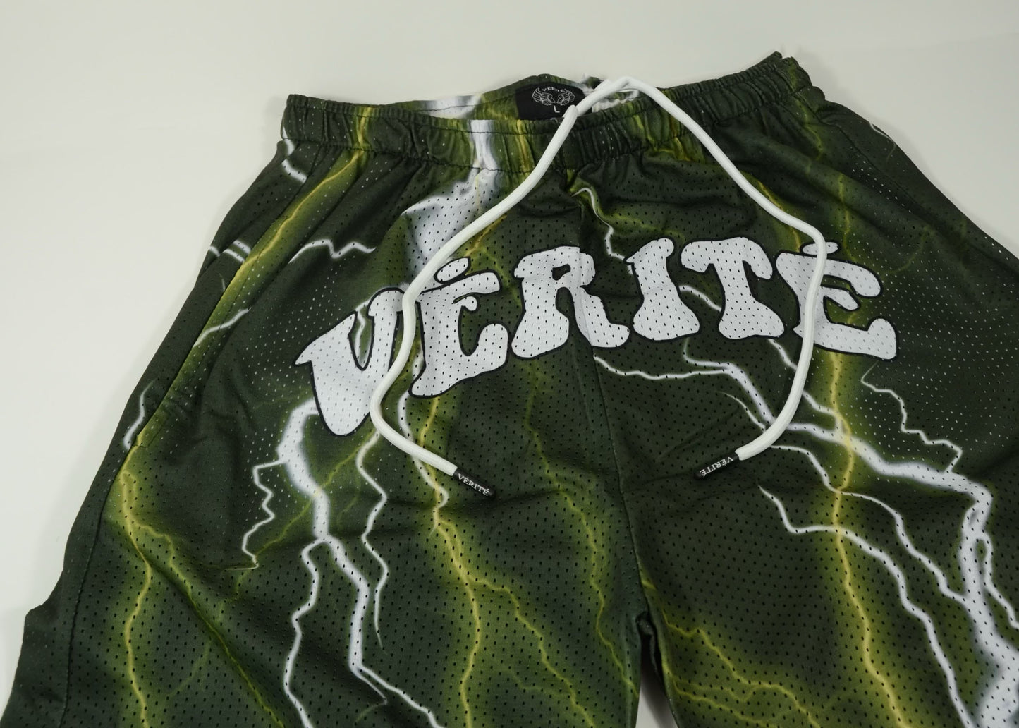 Vérité Shorts